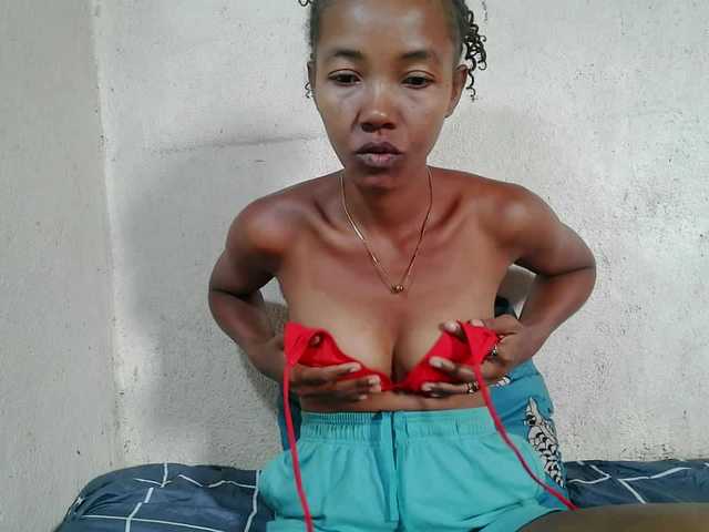 Urcule's BongaCams show and profile