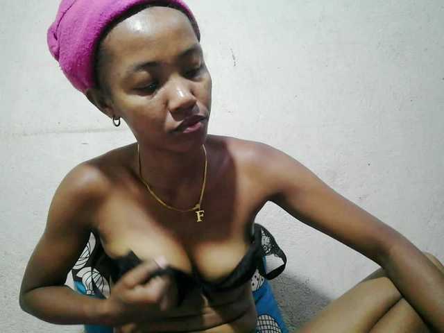 Urcule live cam profile