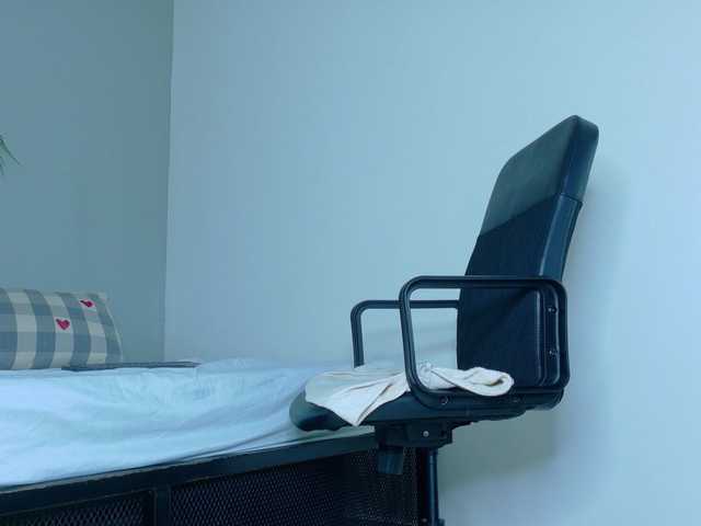 le modèle SeleneGibson est en webcam porno dans un show sur le site bongacams, il possède les tags suivants: Latino/Hispanic,Brunette,Shaved