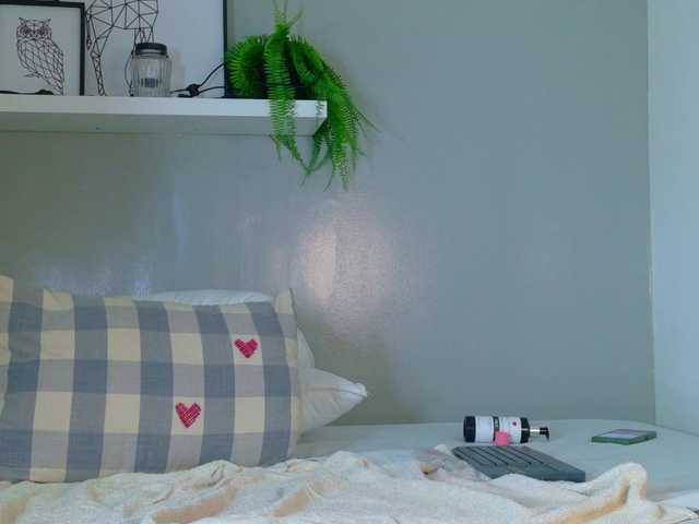 SeleneGibson's BongaCams show and profile