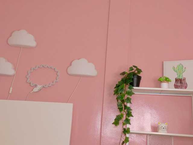 SeleneGibson's BongaCams show and profile