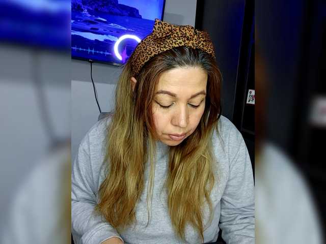 Vanedancex's BongaCams show and profile