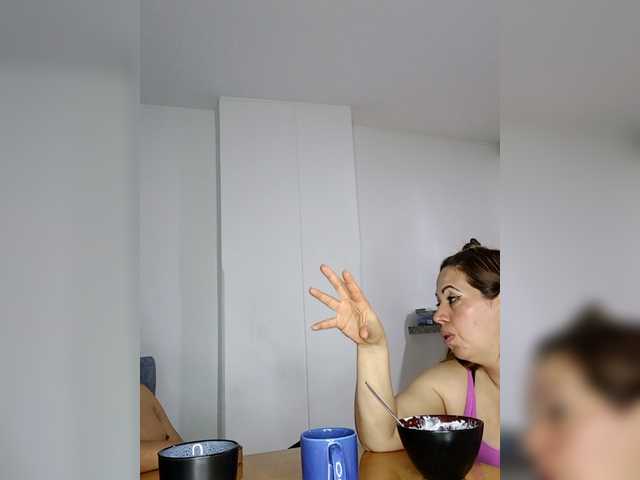 Vanedancex's BongaCams show and profile