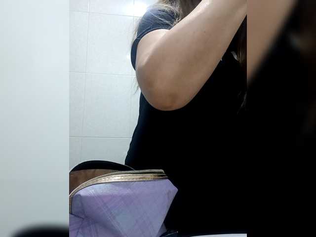 Vanedancex's BongaCams show and profile