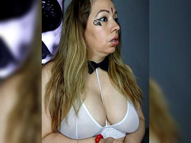 Vanedancex from BongaCams is Freechat