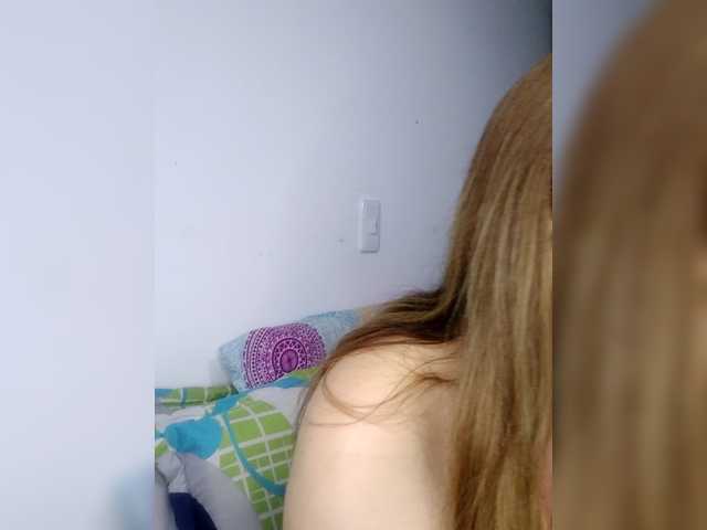 Vanedancex's BongaCams show and profile