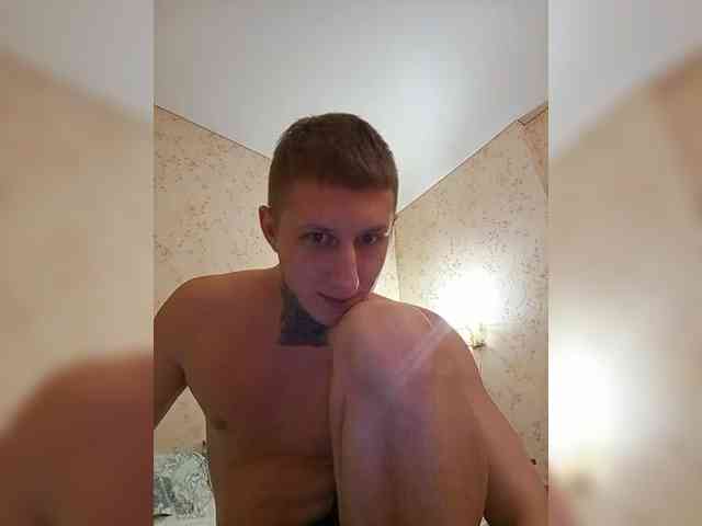 LoviMoment999 Live Webcam on BongaCams