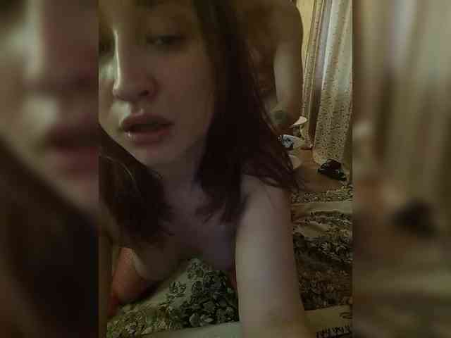 Lovi_Moment webcam