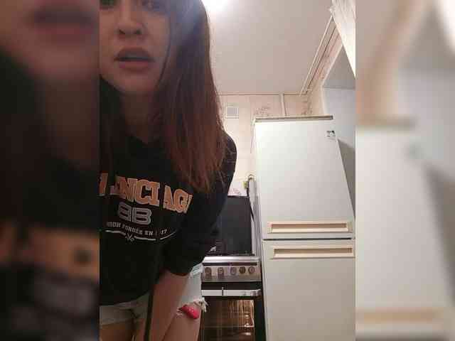 LoviMoment999 Live Webcam on BongaCams