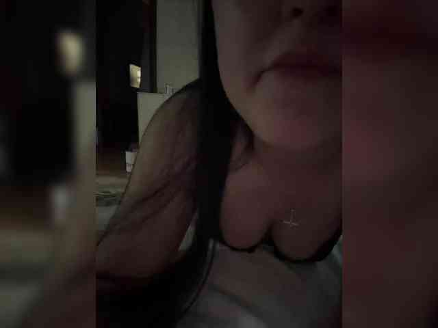 Andreeeey1212 webcam