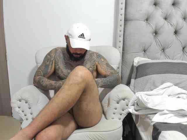 Bigcock-jhonny