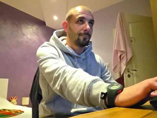 born2fuxxx born2fuxxx