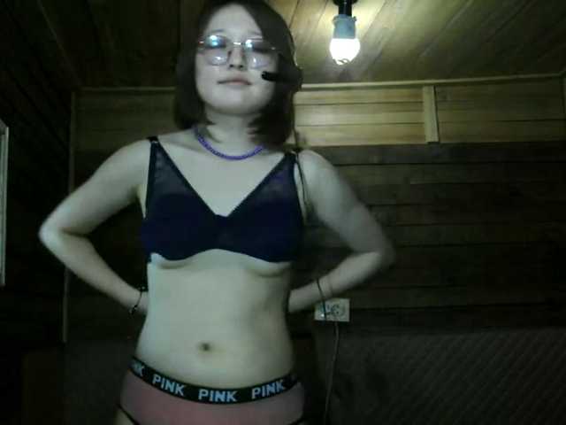 web3queen from BongaCams