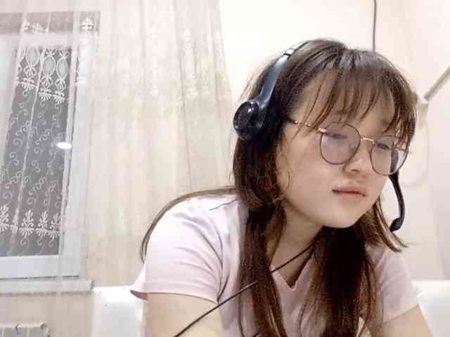 web3queen webcam
