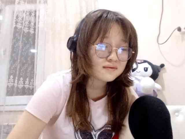 web3queen webcam