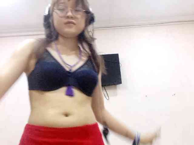web3queen webcam