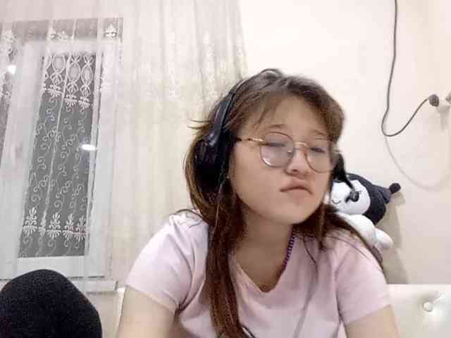 web3queen webcam