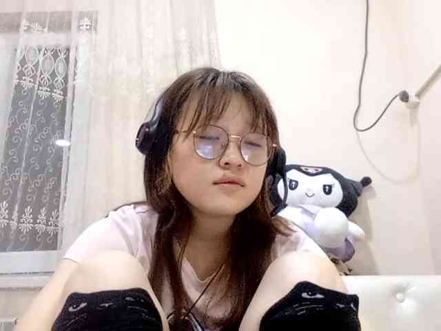 web3queen webcam