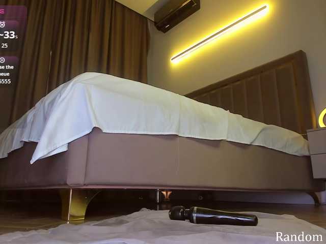 Sunaelove's BongaCams show and profile