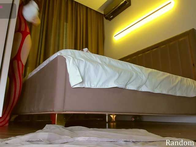 Sunaelove's BongaCams show and profile