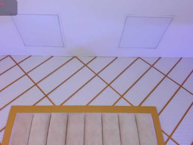 cocodamore – webcam model profile photo