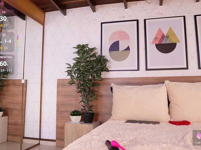 VictoriaShelby's BongaCams show and profile