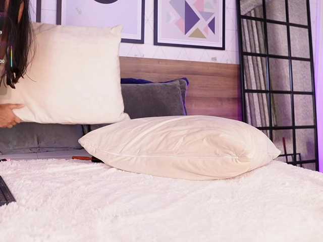 VictoriaShelby's BongaCams show and profile