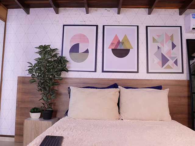 VictoriaShelby's BongaCams show and profile