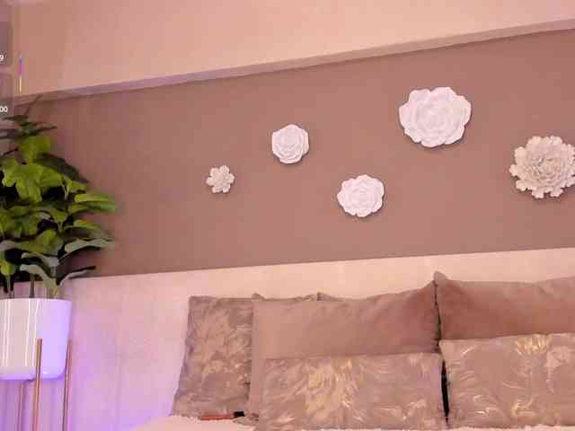 VictoriaShelby webcam