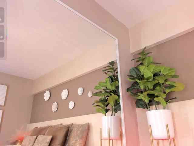 VictoriaShelby webcam