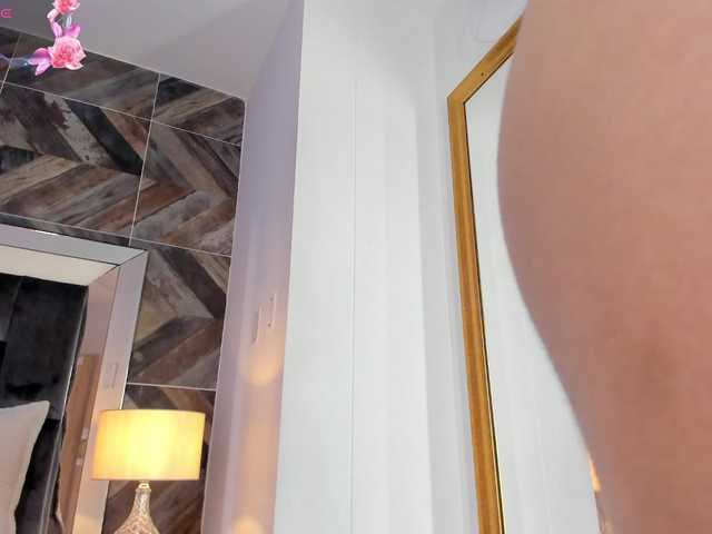 NaylaGrey's BongaCams show and profile