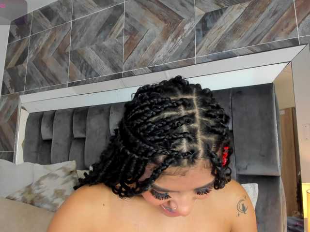 NaylaGrey's BongaCams show and profile