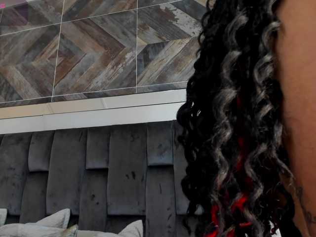 NaylaGrey's BongaCams show and profile