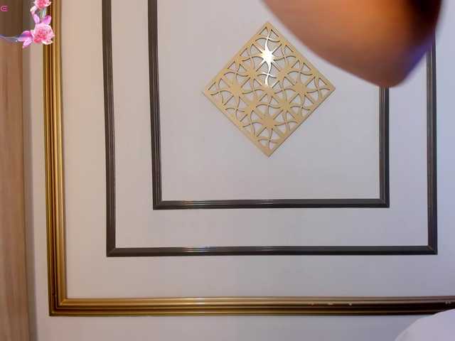 NaylaGrey's BongaCams show and profile