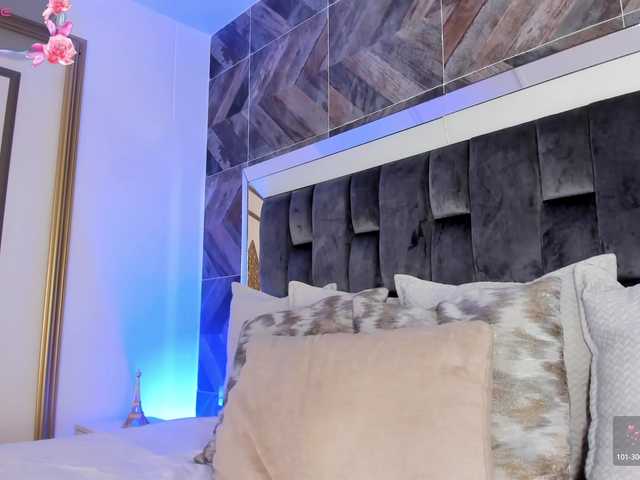 NaylaGrey's BongaCams show and profile