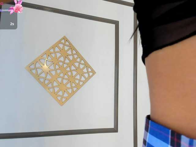 NaylaGrey's BongaCams show and profile