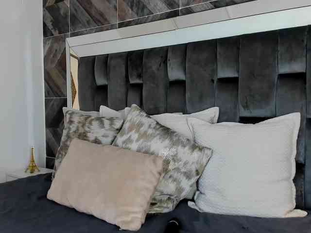 NaylaGrey Live Webcam on BongaCams