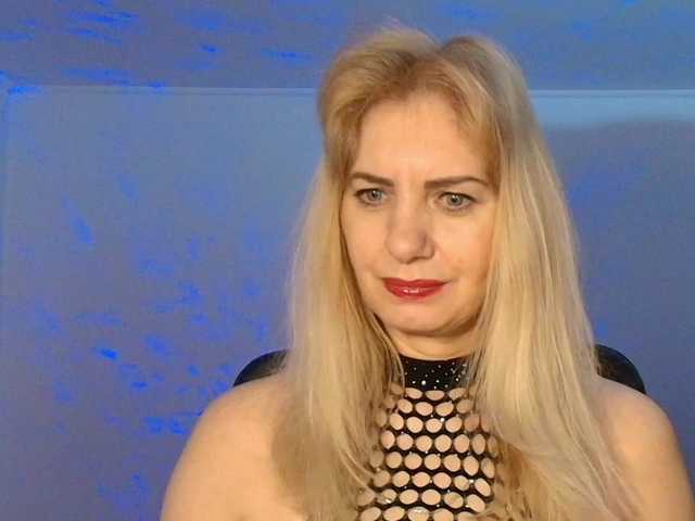 AnnaMariaMM's BongaCams show and profile