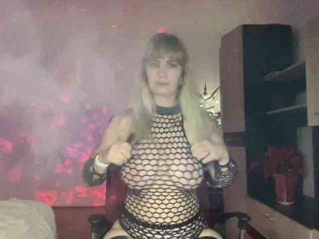 AnnaMariaMM AnnaMariaMM