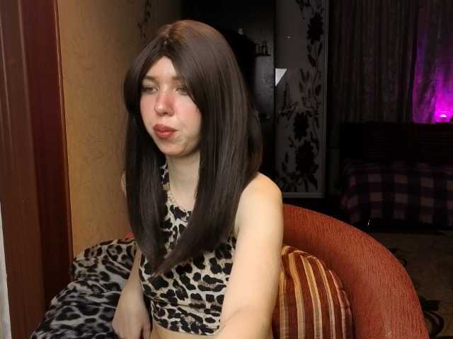 LiloMeoww's BongaCams show and profile