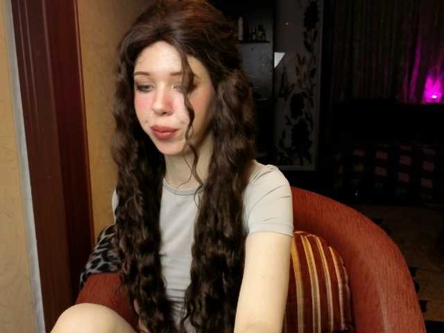 LiloMeoww's BongaCams show and profile