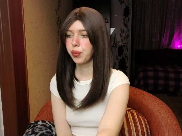 LiloMeoww's BongaCams show and profile