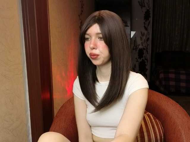 LiloMeoww's BongaCams show and profile