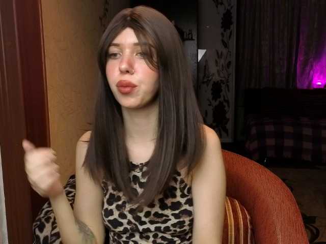 LiloMeoww's BongaCams show and profile