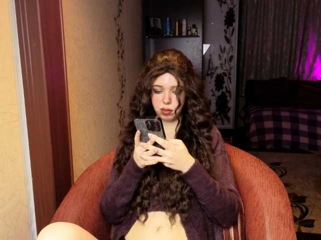 LiloMeoww's BongaCams show and profile