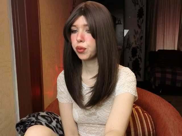 LiloMeoww's BongaCams show and profile