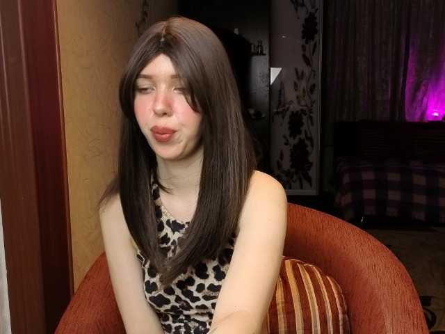 LiloMeoww's BongaCams show and profile