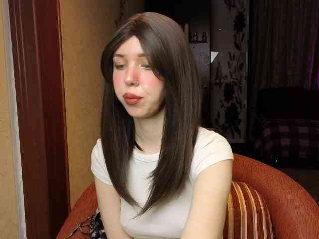 LiloMeoww Live Webcam on BongaCams