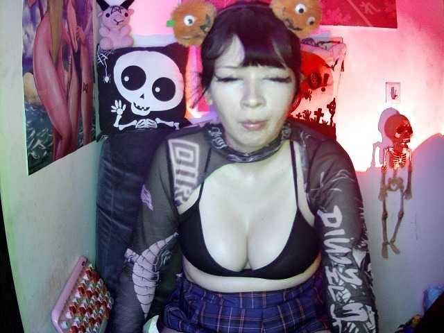 Masturbate to 21 years old Harudeyong from BongaCams Harudeyong from BongaCams