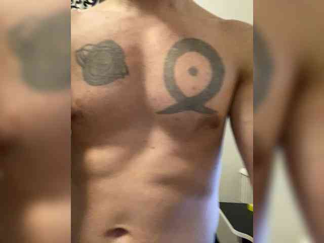 Night-Move1 Live Webcam on BongaCams